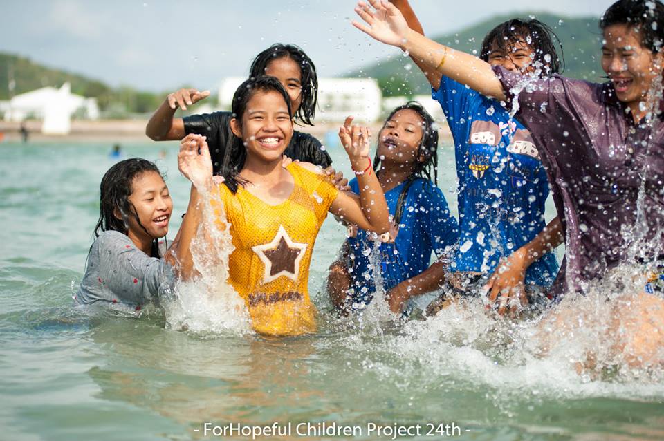 Putting a Smile on Their Face in Thailand: A volunteer reports
