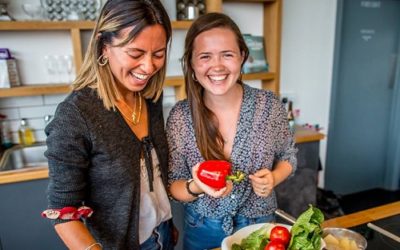 Cooking Class Empowers Refugees: Jess Thompson of Migrateful